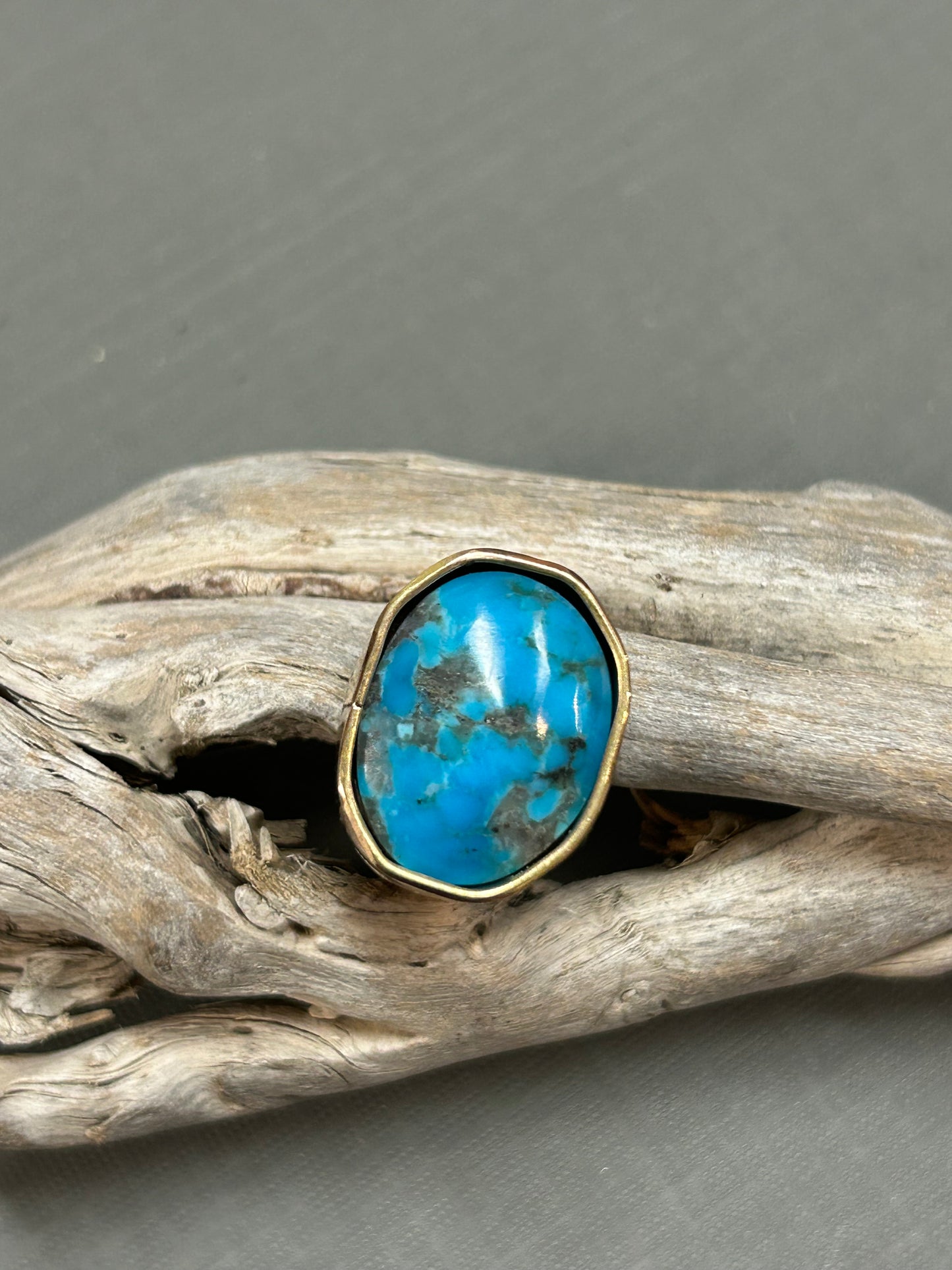 Blue turquoise gold ring