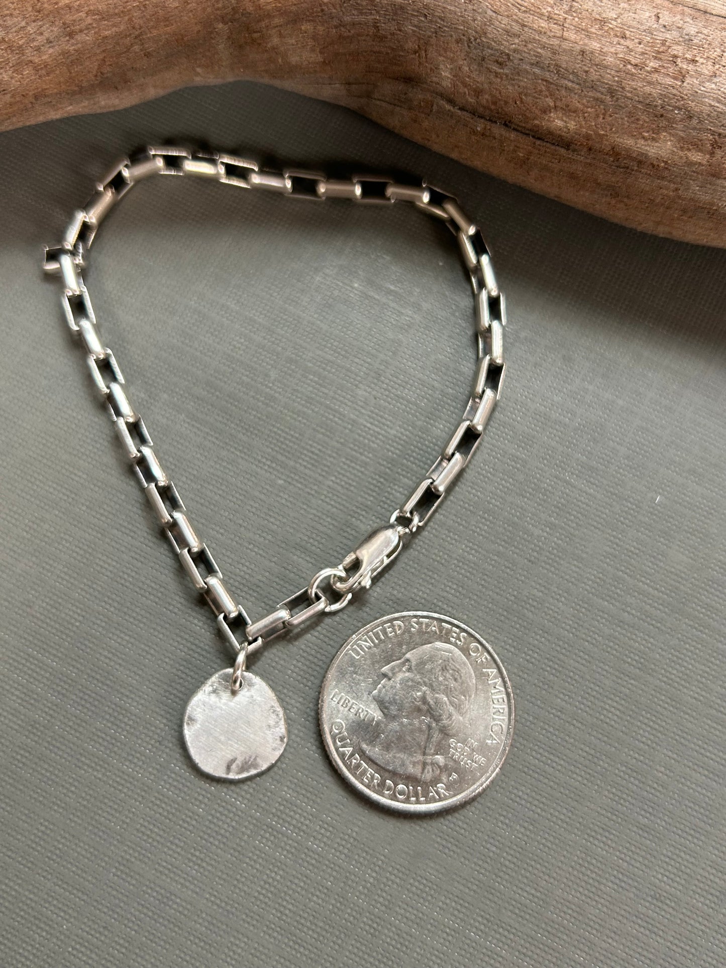 Chain and dangle bracelet-unisex