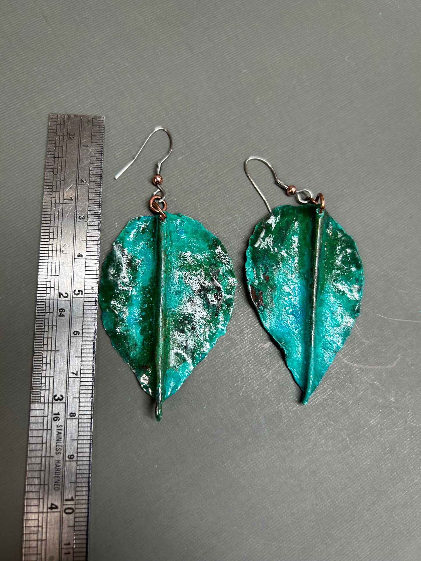 Leaf earrings copper-turquoise