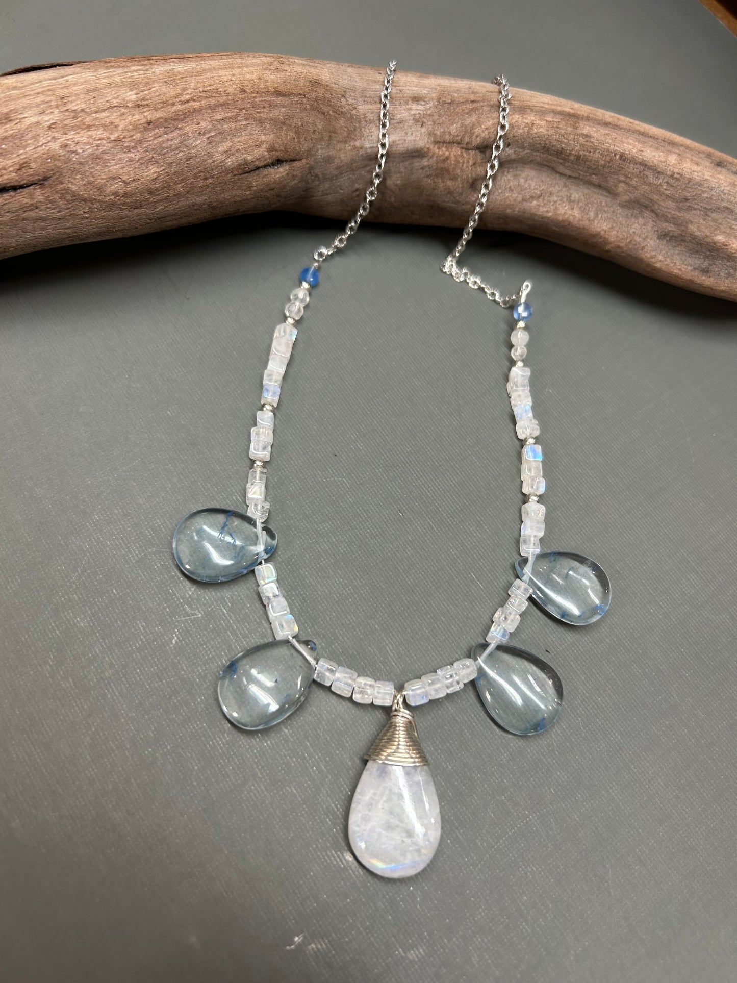 Rainbow moonstone necklace - Blues