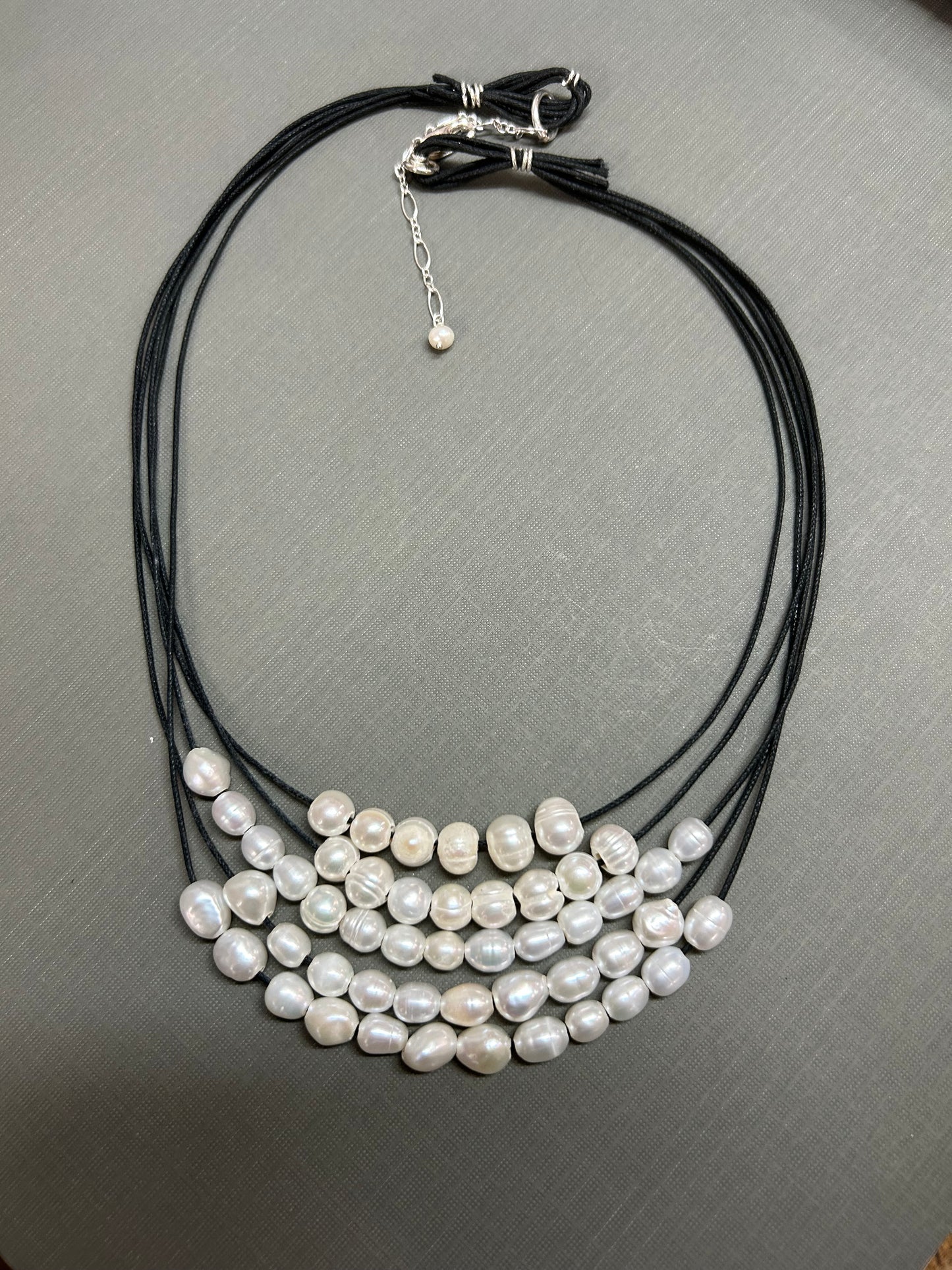 Cluster of White pearls - necklace