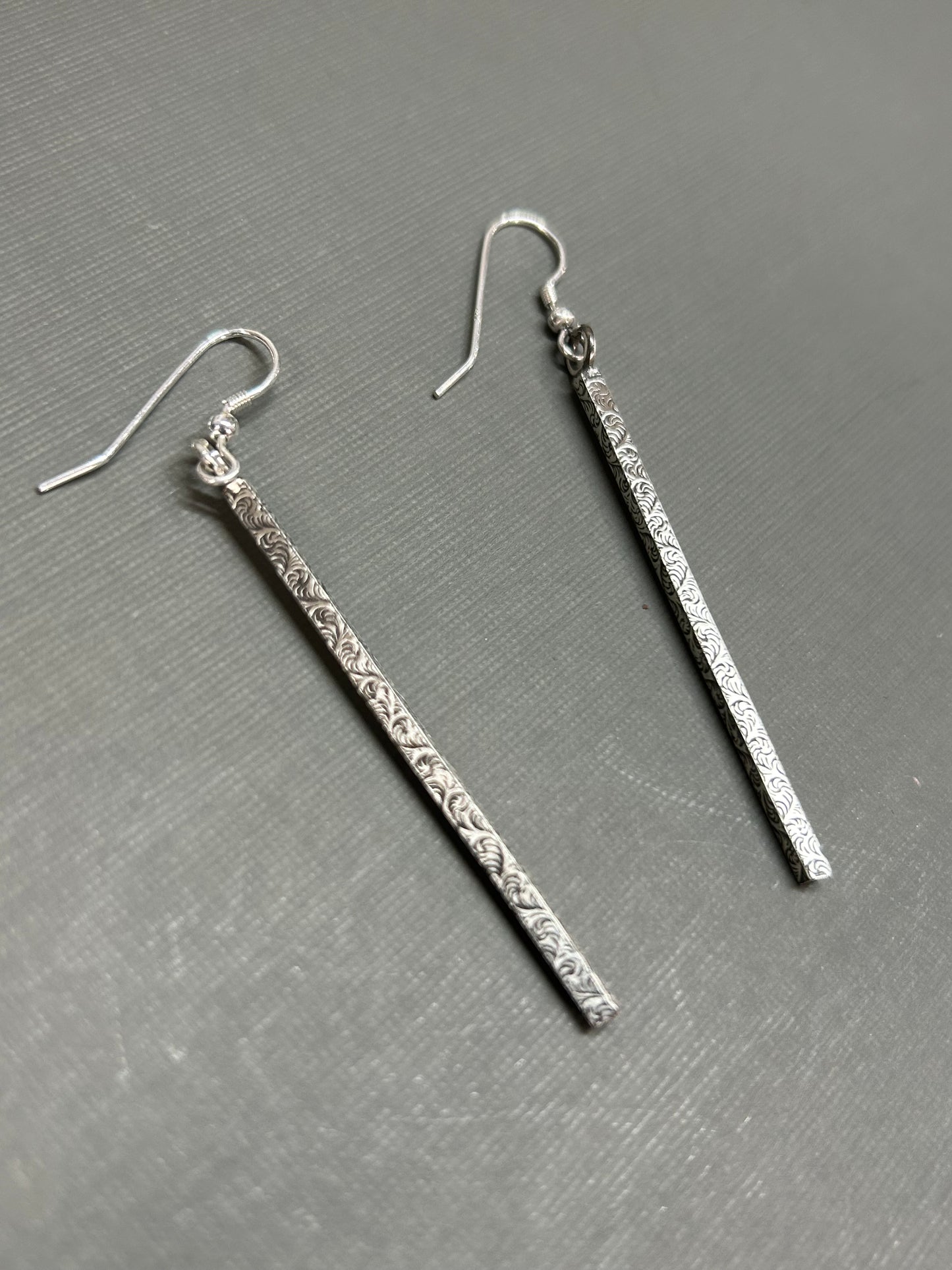 Silver slim earrings