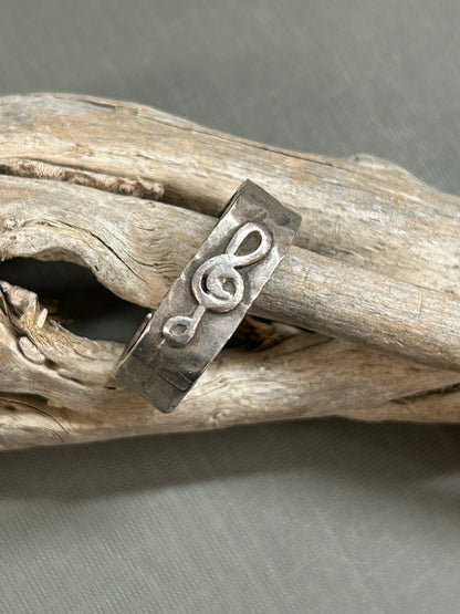 Treble clef silver ring- unisex