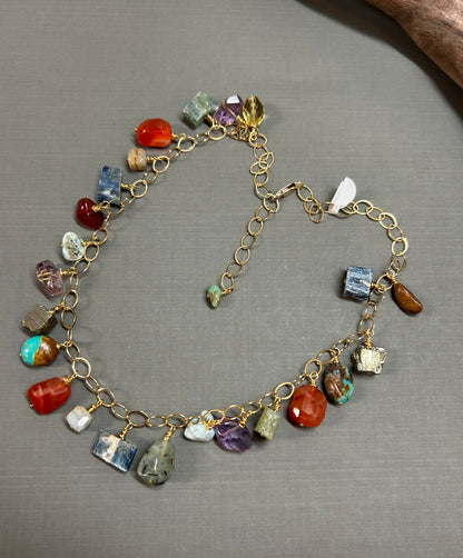 Gemstone dangle gold necklace