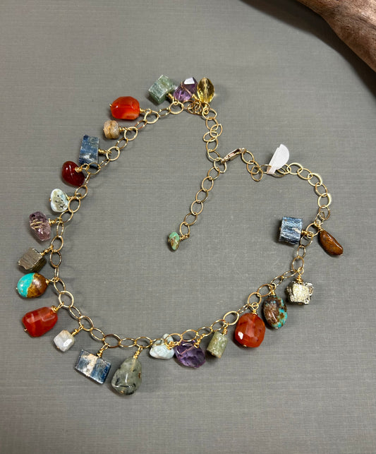 Gemstone dangle gold necklace