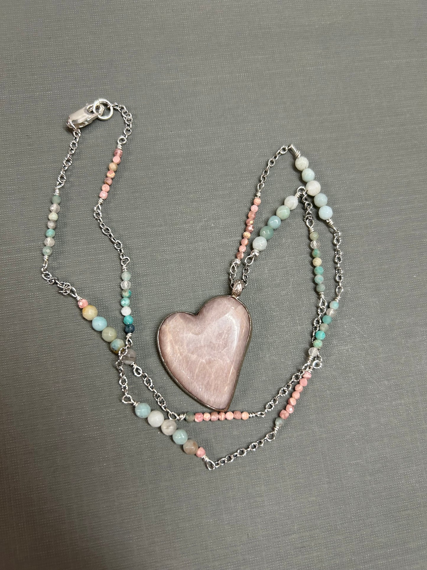 Serenity-Heart necklace- Peach moonstone