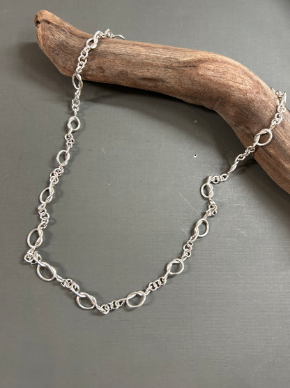 Knots necklace-silver