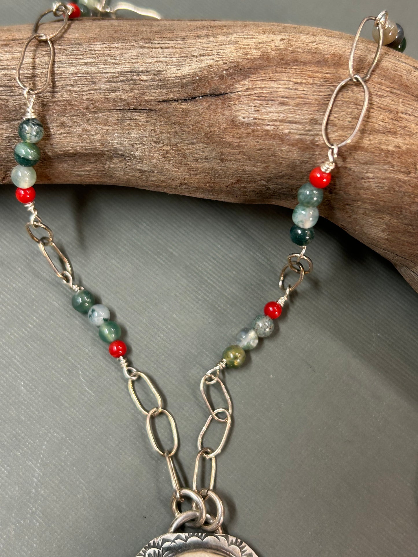 Moss Agate- red flowers field necklace