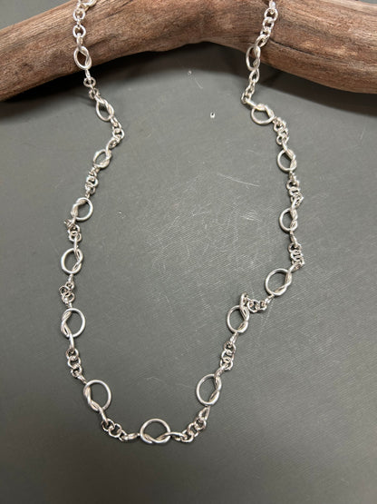 Knots necklace-silver