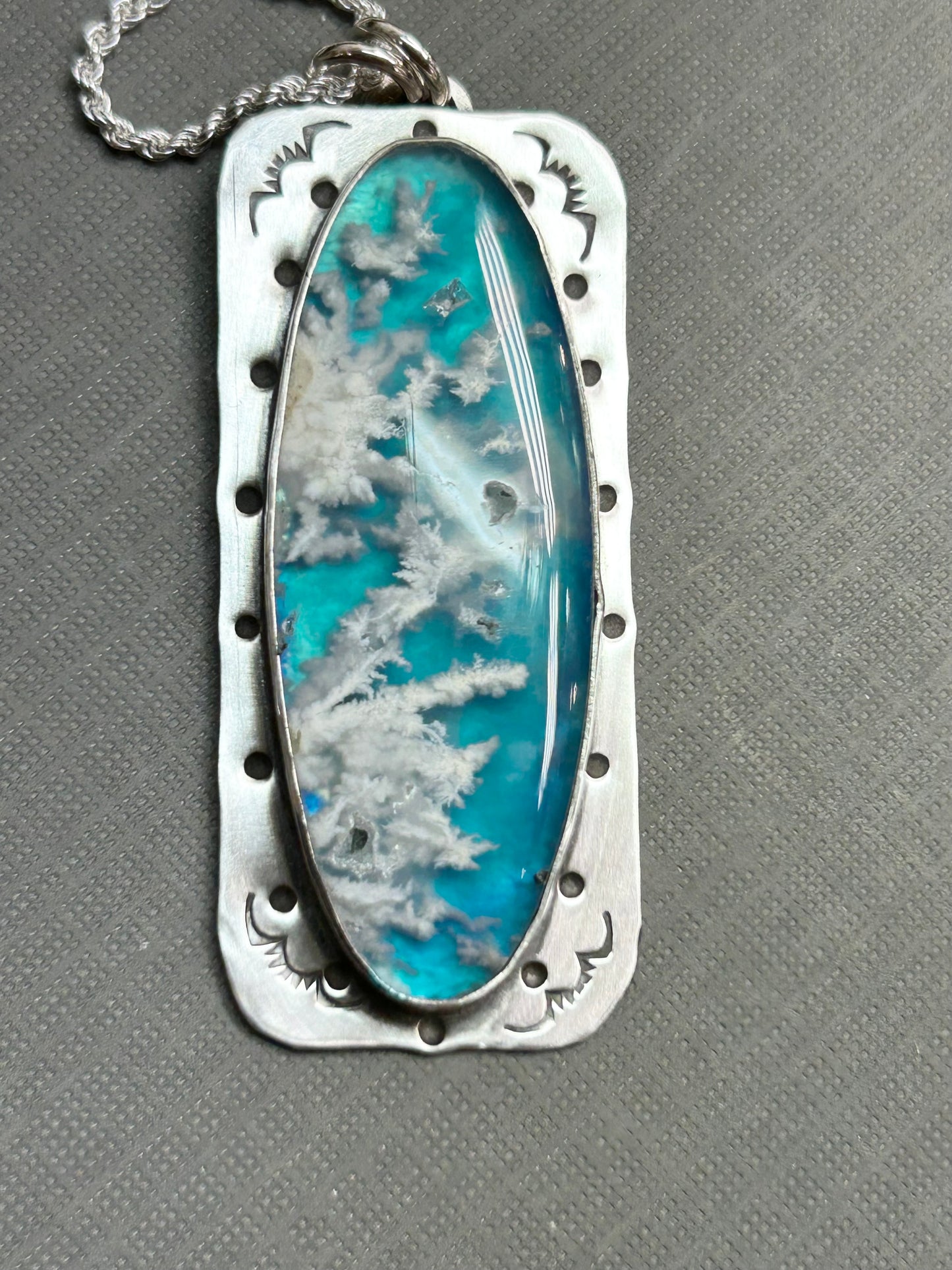 Sky-necklace