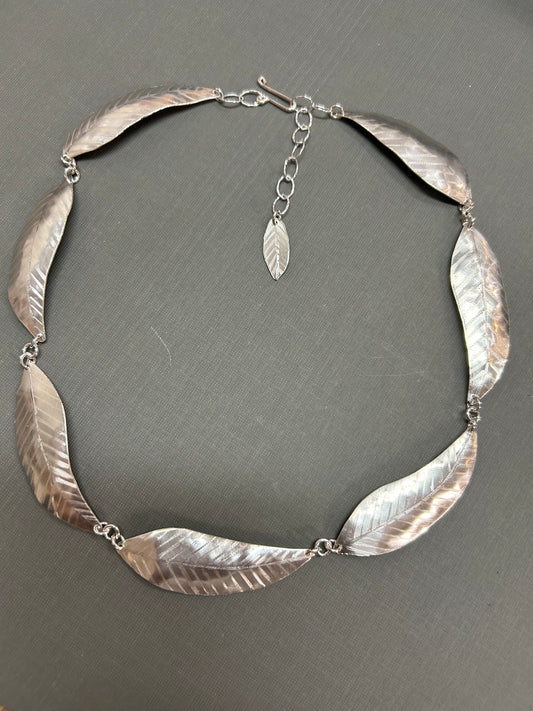 7 leaves necklace-silver