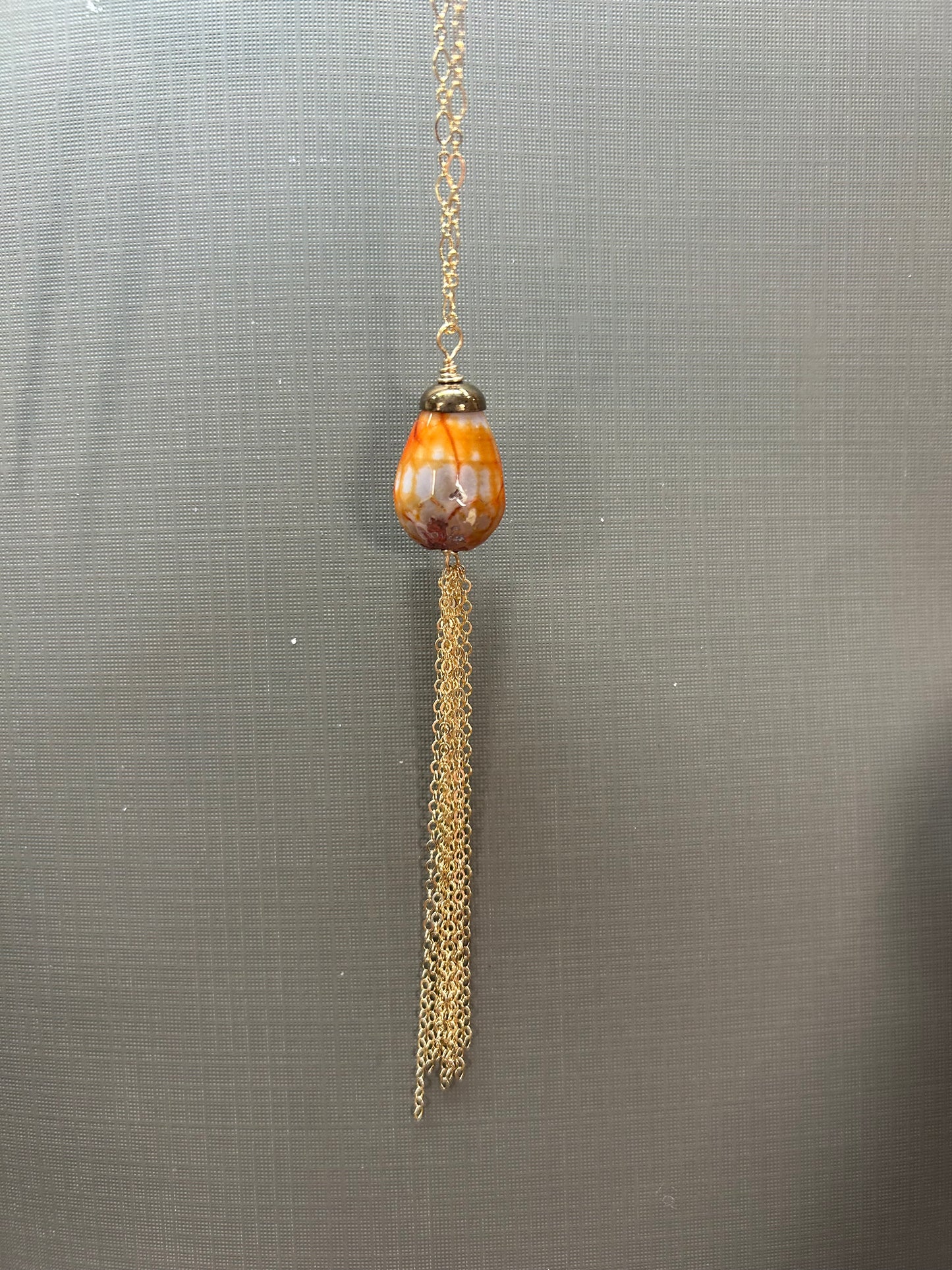 Pear shape Agate Necklace on gold chain