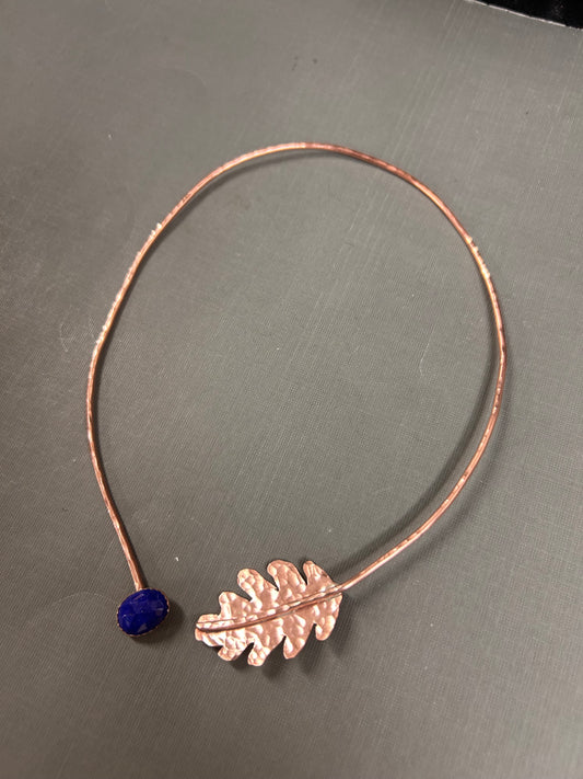 Oak leaf choker-Lapis accent