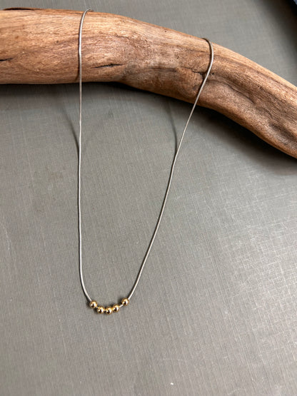 Dainty 2 colors necklace