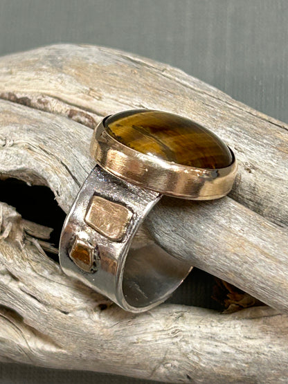 Tiger’s eye bi metal ring