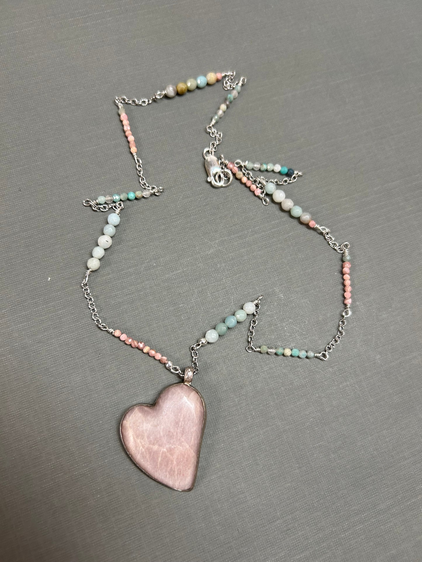 Serenity-Heart necklace- Peach moonstone