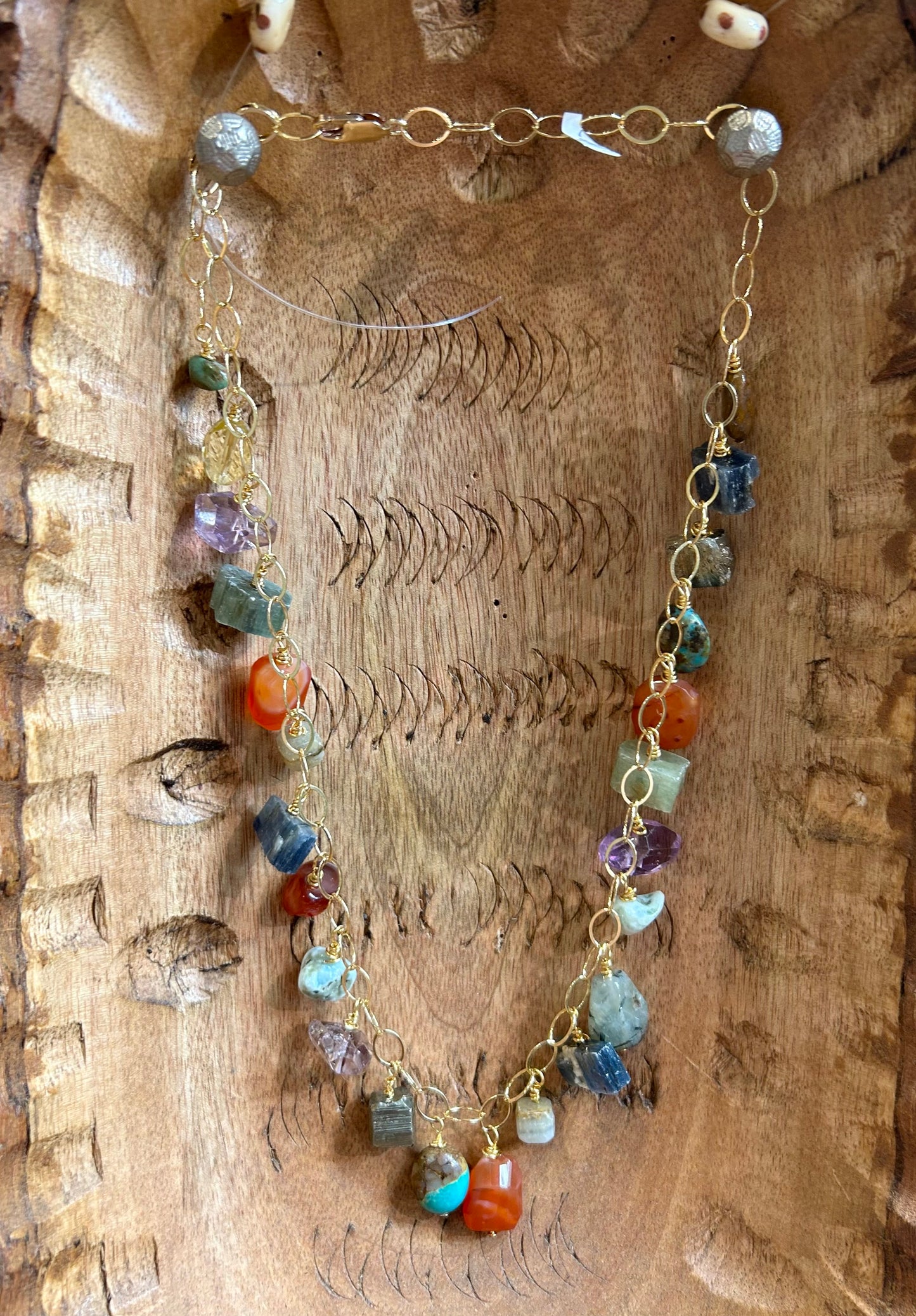 Gemstone dangle gold necklace