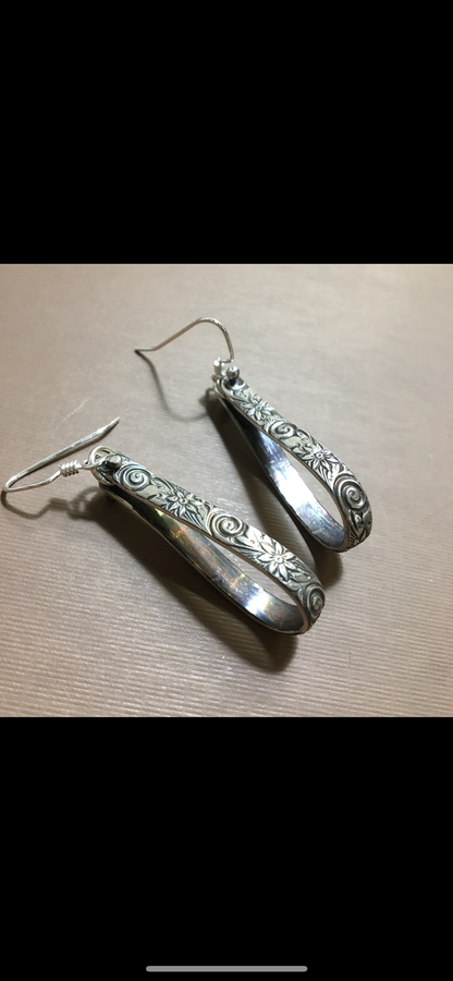 Silver hoops earrings-flower and infinity