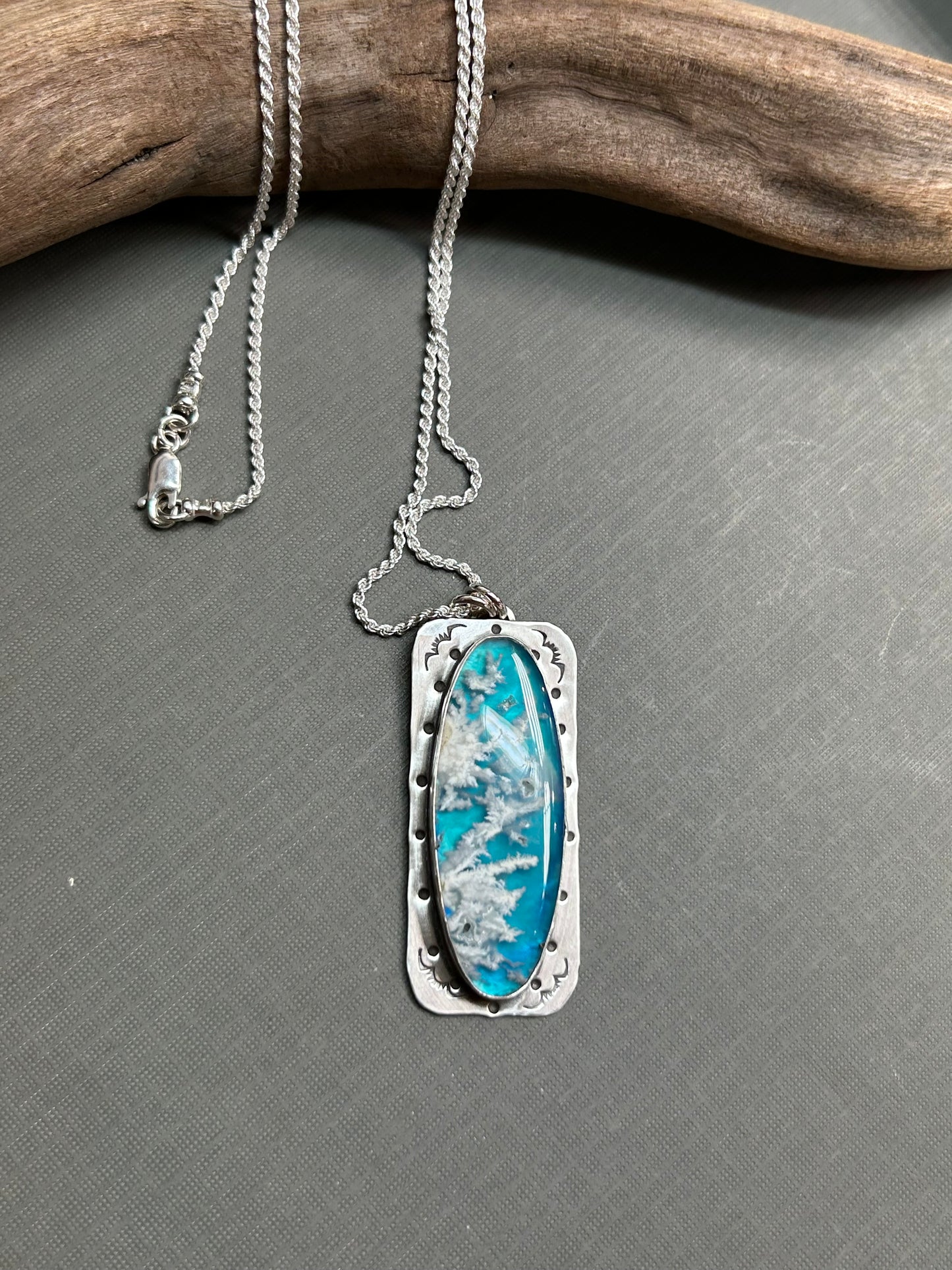 Sky-necklace
