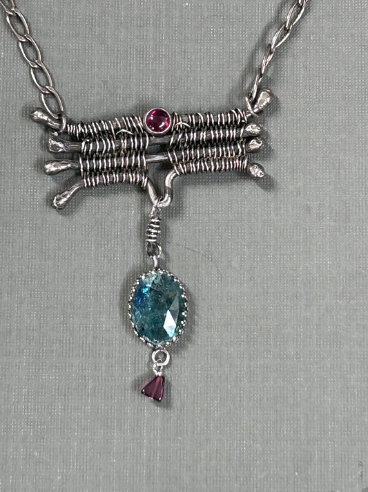 Green Kyanite and weaved silver necklace