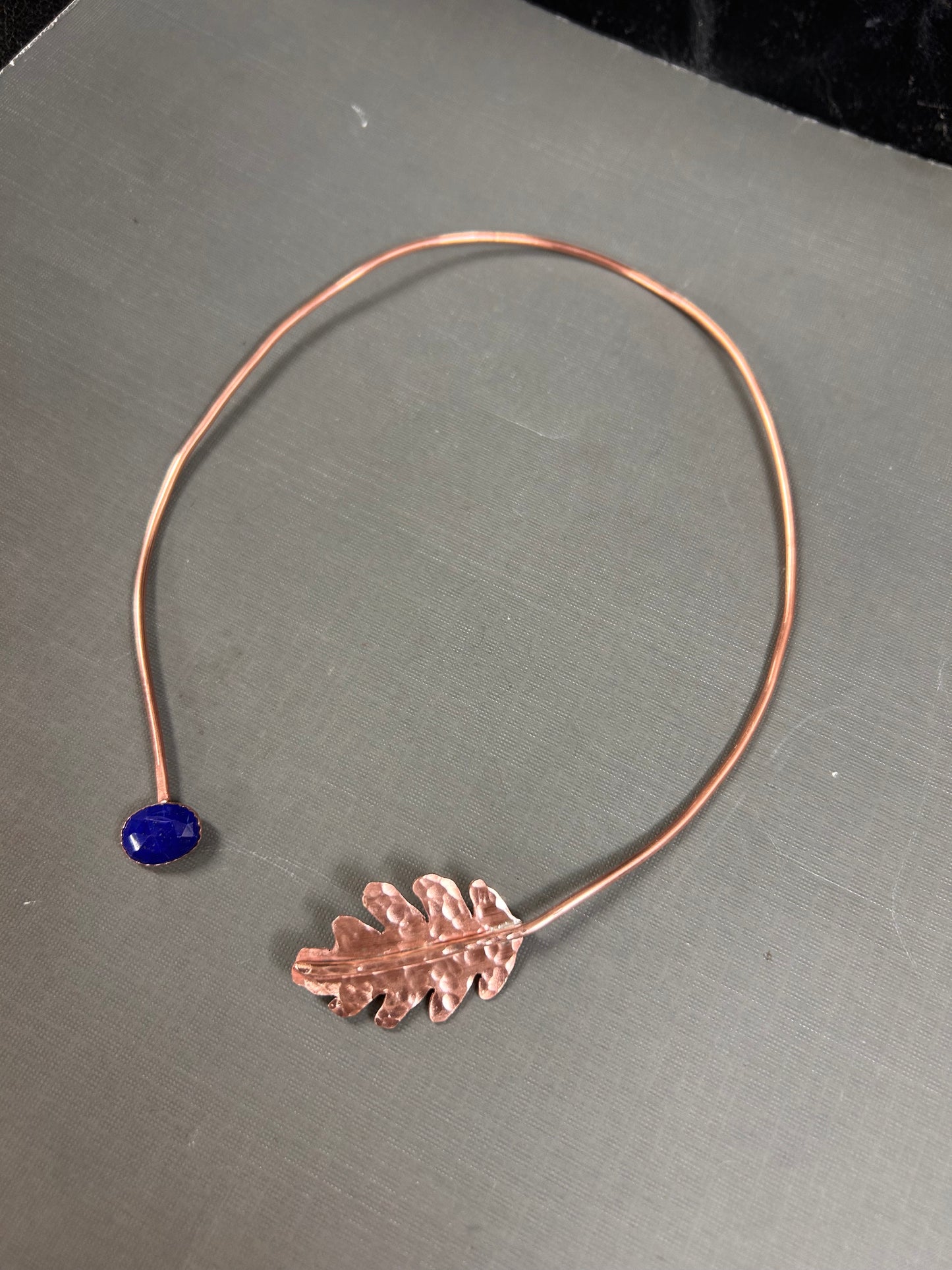 Oak leaf choker-Lapis accent