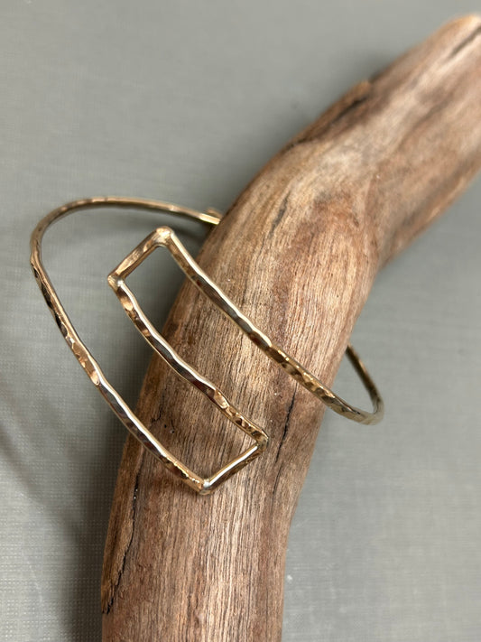 Zigzag bracelet/cuff Gold